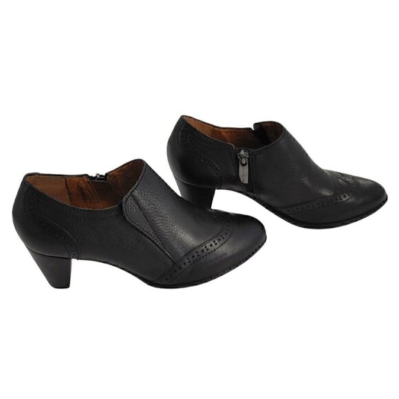 NURTURE Haddie Black Pebble Leather Wingtip Booties with Stacked Heel 6.5M - Picture 5 of 11